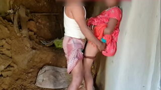 Indian Sexy Callgirl With Client Standfng Style Fucking Pussy Video