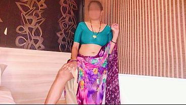 Aunty Sex Video: Real Neighbor Housewife Vibe Series Video